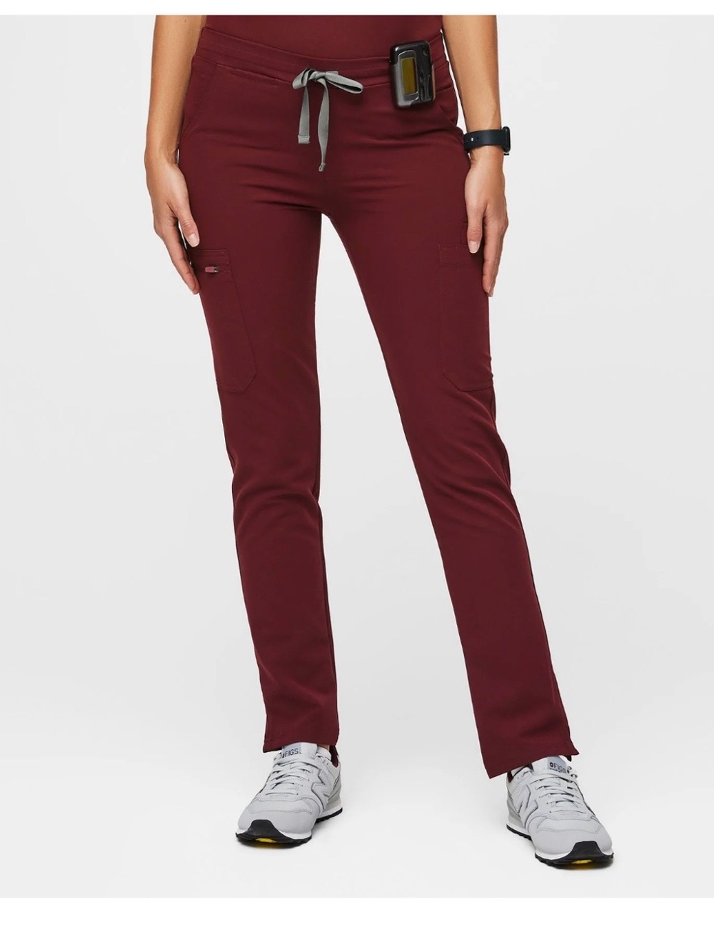 Figs Women’s Skinny Scrub Pants in Burgundy